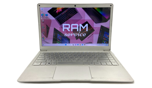 Уцінка Ноутбук Trekstor A13B Intel Pentium Silver N5000 4GB RAM 64GB SD [IPS 13.3"] - ноутбук Б/В - 261627