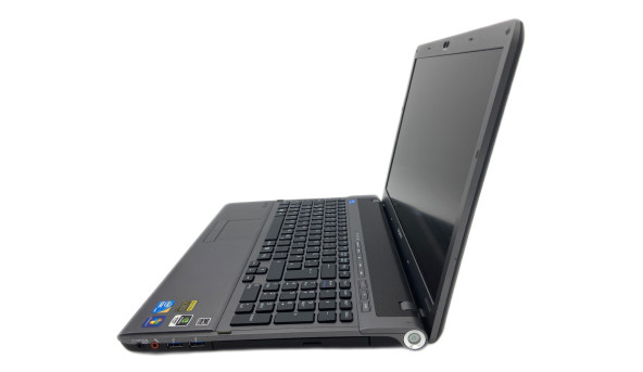 Ноутбук Sony PCG-81112M Intel Core i7-740QM 6GB RAM 320GB HDD [16.4"] - ноутбук Б/В - 261709