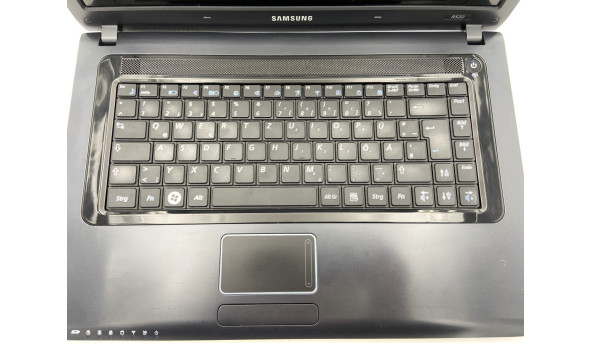 Ноутбук Samsung R522 Intel Core 2 Duo T6400 4GB RAM 320GB HDD ATI Radeon HD 4330 [15.6"] - ноутбук Б/В - 261726