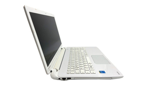 Ноутбук Toshiba L50-B Intel Pentium N3530 4GB RAM 320GB HDD [15.6"] - ноутбук Б/В - 261753