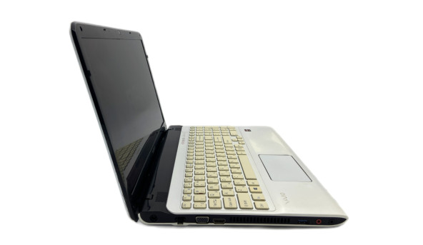 Ноутбук Sony SVE151E11V Intel Core i3-3110M 5GB RAM 320GB HDD [15.6"] - ноутбук Б/У - 261799
