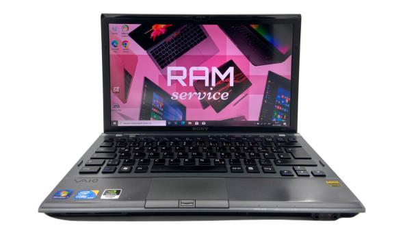 Ноутбук Sony PCG-31111M Intel Core i7-620M 6GB RAM 250GB SSD GeForce GT 330M [13.3"] - ноутбук Б/В - 262112