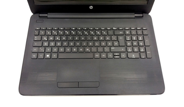 Ноутбук HP 15-ba029ng AMD E1-6015 6 GB RAM 60 GB SSD 500 GB HDD [15.6"] - ноутбук Б/В - 262126
