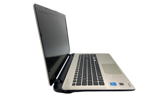 Ноутбук Toshiba L50-B Intel Core i3-4005U 4GB RAM 500GB HDD [15.6"] - ноутбук Б/В - 262151