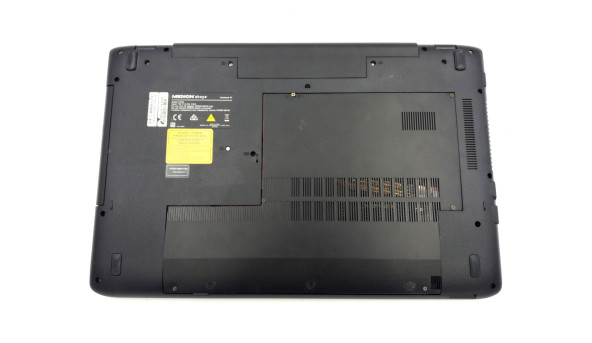 Ноутбук MEDION AKOYA P7653 i7-8550U 8 GB RAM 500 GB HDD NVIDIA GeForce MX130 [IPS 17.3" FullHD] - ноутбук Б/В - 262157
