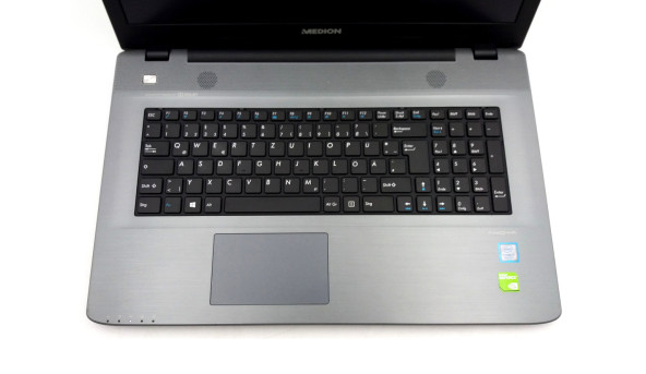 Ноутбук MEDION AKOYA P7653 i7-8550U 8 GB RAM 500 GB HDD NVIDIA GeForce MX130 [IPS 17.3" FullHD] - ноутбук Б/В - 262157