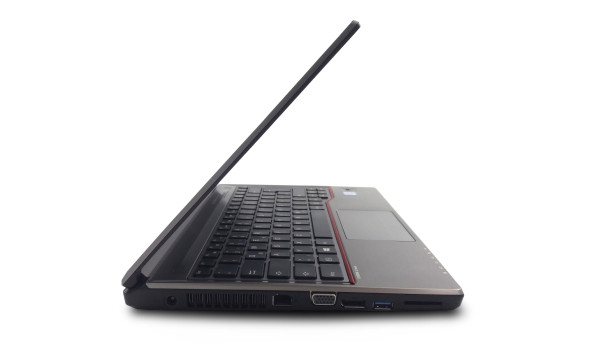 Ноутбук Fujitsu LifeBook E736 Intel Core I5-6200U 8 GB RAM 250 GB SSD [IPS 13.3" FullHD] - Б/У - 273761