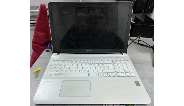 Ноутбук Sony SVF-152c29m
