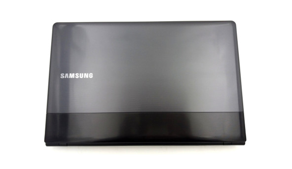 Ноутбук Samsung 300E Intel Core I3-2328 8 GB RAM 500 GB HDD NVIDIA GeForce GT 620MX [15.6"] - ноутбук Б/В - 283414