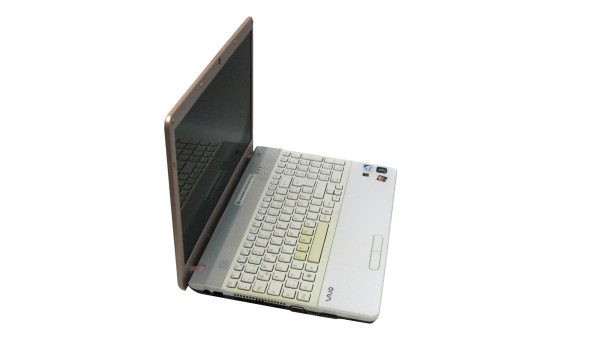 Ноутбук Sony Vaio PCG-71213M Intel Pentium P6200 4Gb RAM 250 Gb HDD ATI Mobility Radeon HD 5470 15.5" Б/У - 283431