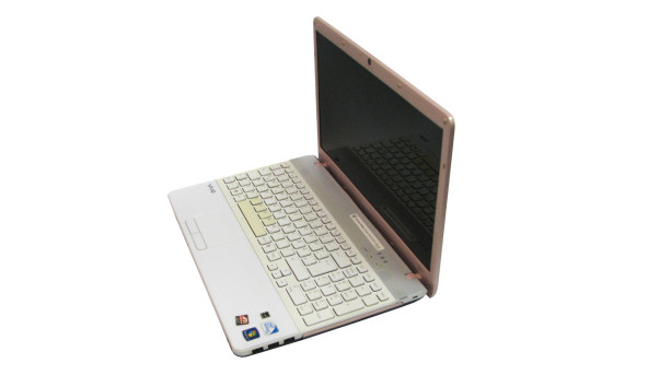 Ноутбук Sony Vaio PCG-71213M Intel Pentium P6200 4Gb RAM 250 Gb HDD ATI Mobility Radeon HD 5470 15.5" Б/У - 283431