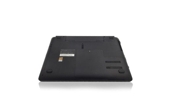 Ноутбук Medion Akoya E6232 Intel Core i3-3110M 4 GB RAM 1000 GB HDD [15.6"] - ноутбук Б/В - 283694