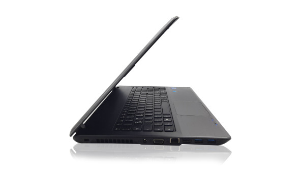 Ноутбук Medion Akoya E6232 Intel Core i3-3110M 4 GB RAM 1000 GB HDD [15.6"] - ноутбук Б/В - 283694