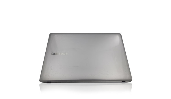 Ноутбук Samsung 300E5e Intel Core I3-3120M 4GB RAM 500GB HDD [15.6"] - ноутбук Б/В - 283700