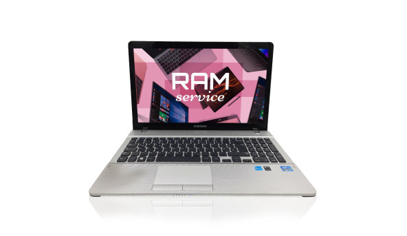 Ноутбук Samsung 300E5e Intel Core I3-3120M 4GB RAM 500GB HDD [15.6"] - ноутбук Б/В - 283700
