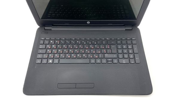 Ноутбук HP 15-af133ng AMD A8-7410 8GB RAM 1000GB HDD [15.6"] - ноутбук Б/В