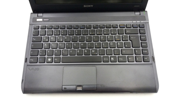 Sony PCG-Ноутбук Sony Vaio PCG-51113M Intel Core I5-520M 4 GB RAM 500 GB HDD NVIDIA GeForce 310M [13.3"] - ноутбук Б/У - 283779