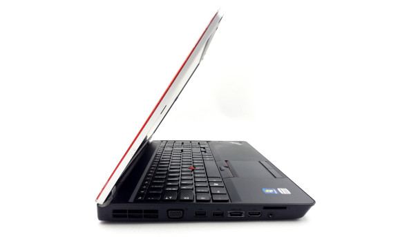Ноутбук Lenovo ThinkPad Edge E525 AMD A8-3520 4 GB RAM 320 GB HDD [15.6"] - ноутбук Б/В