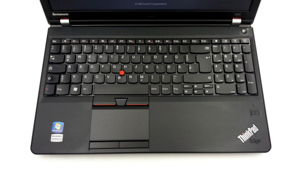 Ноутбук Lenovo ThinkPad Edge E525 AMD A8-3520 4 GB RAM 320 GB HDD [15.6"] - ноутбук Б/В - 283951