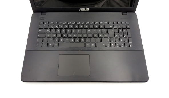 Ноутбук Asus F751M Intel Pentium N3540 4 GB RAM 320 GB HDD [17.3"] - ноутбук Б/У - 283990
