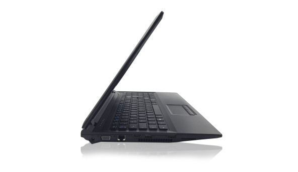Ноутбук Terra 1512 Intel Celeron 1037U 4 GB RAM 1000 GB HDD [15.6"] - ноутбук Б/В - 284001