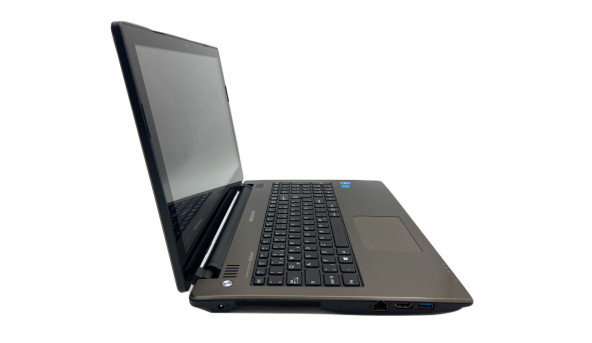 Ноутбук Medion E6240T Intel Celeron N2920 4GB RAM 500GB HDD [сенсорний екран 15.6"] - ноутбук Б/В - 284005