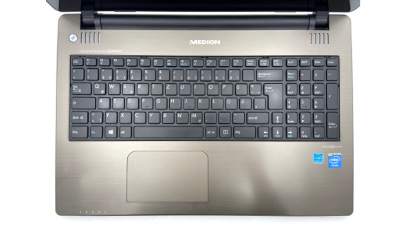 Ноутбук Medion E6240T Intel Celeron N2920 4GB RAM 500GB HDD [сенсорний екран 15.6"] - ноутбук Б/В - 284005