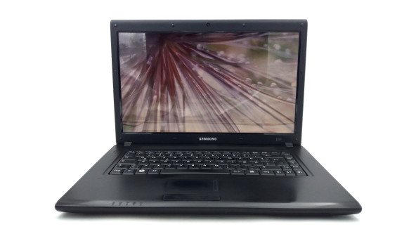 Ноутбук Samsung R519 Intel Pentium T4200 4 GB RAM 320 GB HDD [15.6"] - ноутбук Б/У