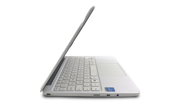 Нетбук Asus EeeBook F205T Intel Atom Z3735F 2 GB RAM 32 GB SSD [11.6"] - Б/В - 284028