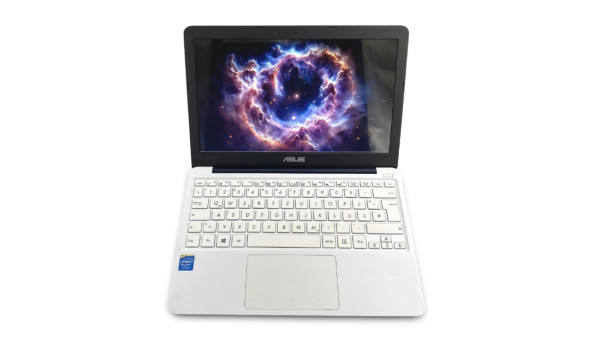 Нетбук Asus EeeBook F205T Intel Atom Z3735F 2 GB RAM 32 GB SSD [11.6"] - Б/У