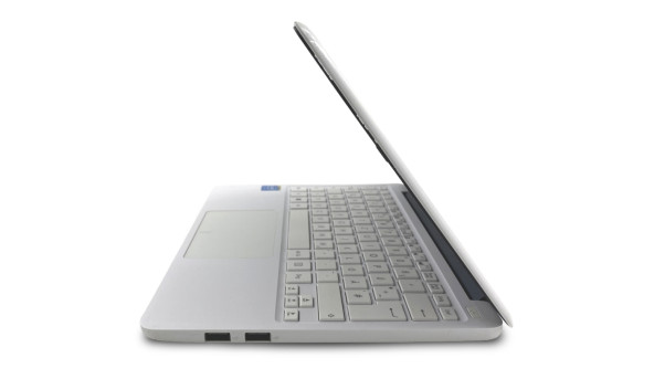 Нетбук Asus EeeBook F205T Intel Atom Z3735F 2 GB RAM 32 GB SSD [11.6"] - Б/В - 284028