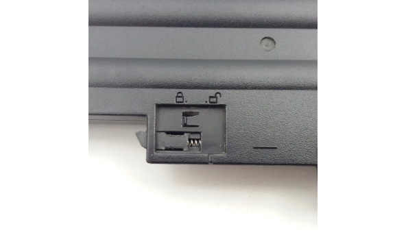 Оригинальная батарея акумулятор для ноутбука Lenovo ThinkPad R60 T60 57 Wh 10.8V Li-Ion Б/У - 90-95% - 284265
