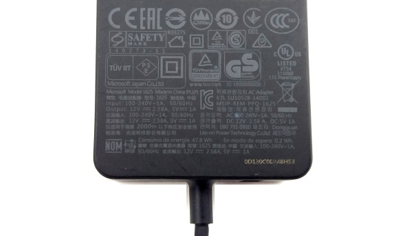 Оригінальний блок живлення Microsoft Surface Pro 3 4 1625 12V 2.58A 47.8Wh - Б/В - 284280
