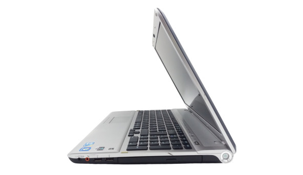 Ноутбук Sony Vaio PCG-81212m Intel Core I5-450M 4GB RAM 500GB HDD NVIDIA GeForce GT 330M [15.6"] - ноутбук Б/В - 284802