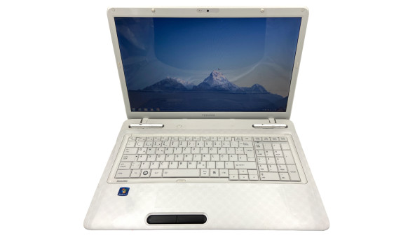 Ноутбук Toshiba L775D AMD A6-3400M 8Gb RAM  500Gb HDD [17.3"] - ноутбук Б/У