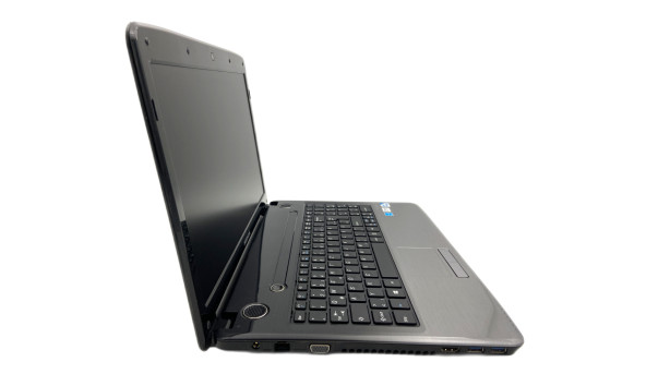 Ноутбук Medion E6234 Intel Pentium B960 4 GB RAM 500 GB HDD [15.6"] - ноутбук Б/У - 284870