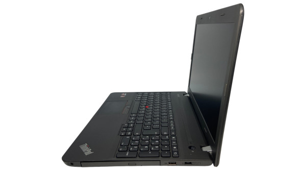 Ноутбук Lenovo E555 AMD A8-7100 4 GB RAM 320 GB HDD [15.6"] - ноутбук Б/У