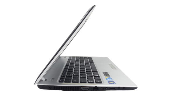 Ноутбук Samsung Q330 Intel Core I3-350M 4 GB RAM 500 GB HDD NVIDIA GeForce 310M [13.3"] - ноутбук Б/У - 284893
