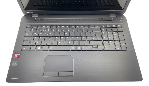 Ноутбук Toshiba c70d AMD A6-5200 4 GB RAM 320 GB HDD [17.3"] - ноутбук Б/В - 284938