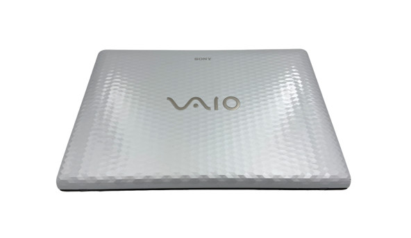 Ноутбук Sony VAIO PCG-71811M Intel Core I3-2310M 4 GB RAM 500 GB HDD NVIDIA GeForce 410M [15.6"] - ноутбук Б/У - 284950