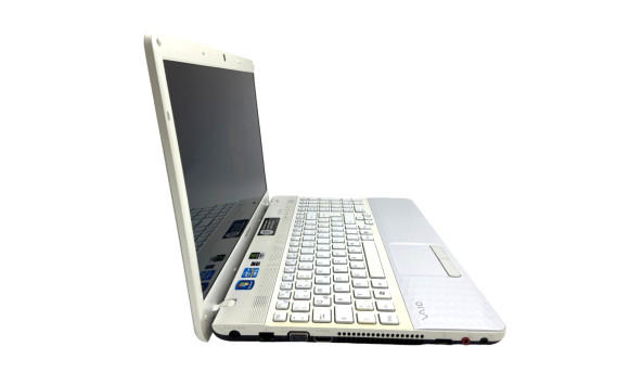 Ноутбук Sony VAIO PCG-71811M Intel Core I3-2310M 4 GB RAM 500 GB HDD NVIDIA GeForce 410M [15.6"] - ноутбук Б/У - 284950