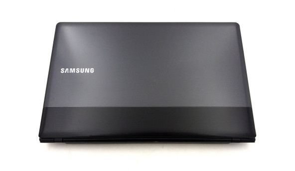 Ноутбук Samsung 300E5 Intel Core i3-2350M 6 GB RAM 500 GB HDD NVIDIA GeForce GT 520MX [15.6"] - ноутбук Б/У - 285002
