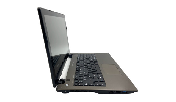 Ноутбук Medion E6240T Intel Celeron N2920 4 GB RAM 500 GB HDD [15.6"] - ноутбук Б/У - 285007
