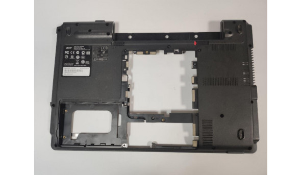 Нижня частина корпуса для ноутбука Acer Extensa 5235, 15.6", 36ZR6BATN101, Б/В. В хорошому стані. Продається з додатковою платою (фото).
