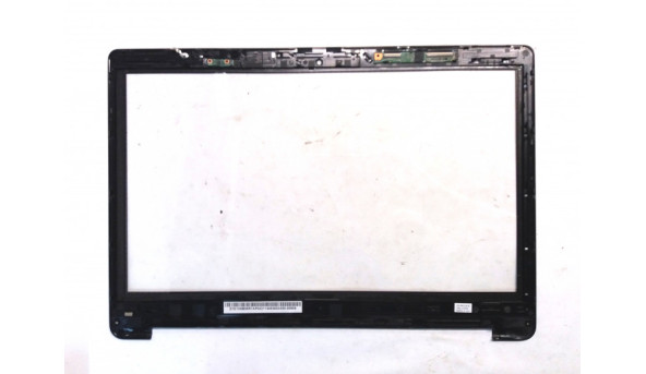 Рамка матриці разом з сенсорним екраном для ноутбука Asus Transformer Book TP500, 13NB05R1AP02, Б/В, всі кріплення цілі, без пошкоджень. - 285762