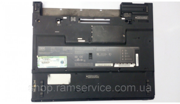 Нижня частина корпуса для ноутбука Lenovo ThinkPad T41, б/в