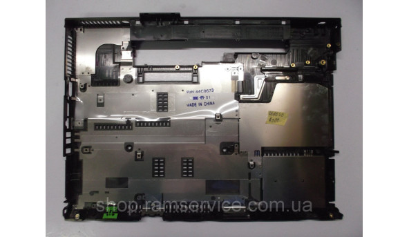Нижня частина корпуса для ноутбука Lenovo ThinkPad R500, б/в