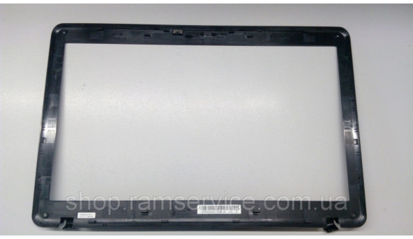 Рамка матрицы корпуса для ноутбука Toshiba Satelite C660 б / у - 286172