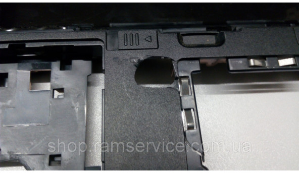 Нижня частина корпуса для ноутбука Toshiba Satellite L500D-164, AP073000300, б/в - 286303
