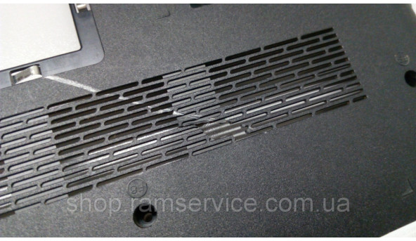 Нижня частина корпуса для ноутбука Toshiba Satellite L500D-164, AP073000300, б/в - 286303